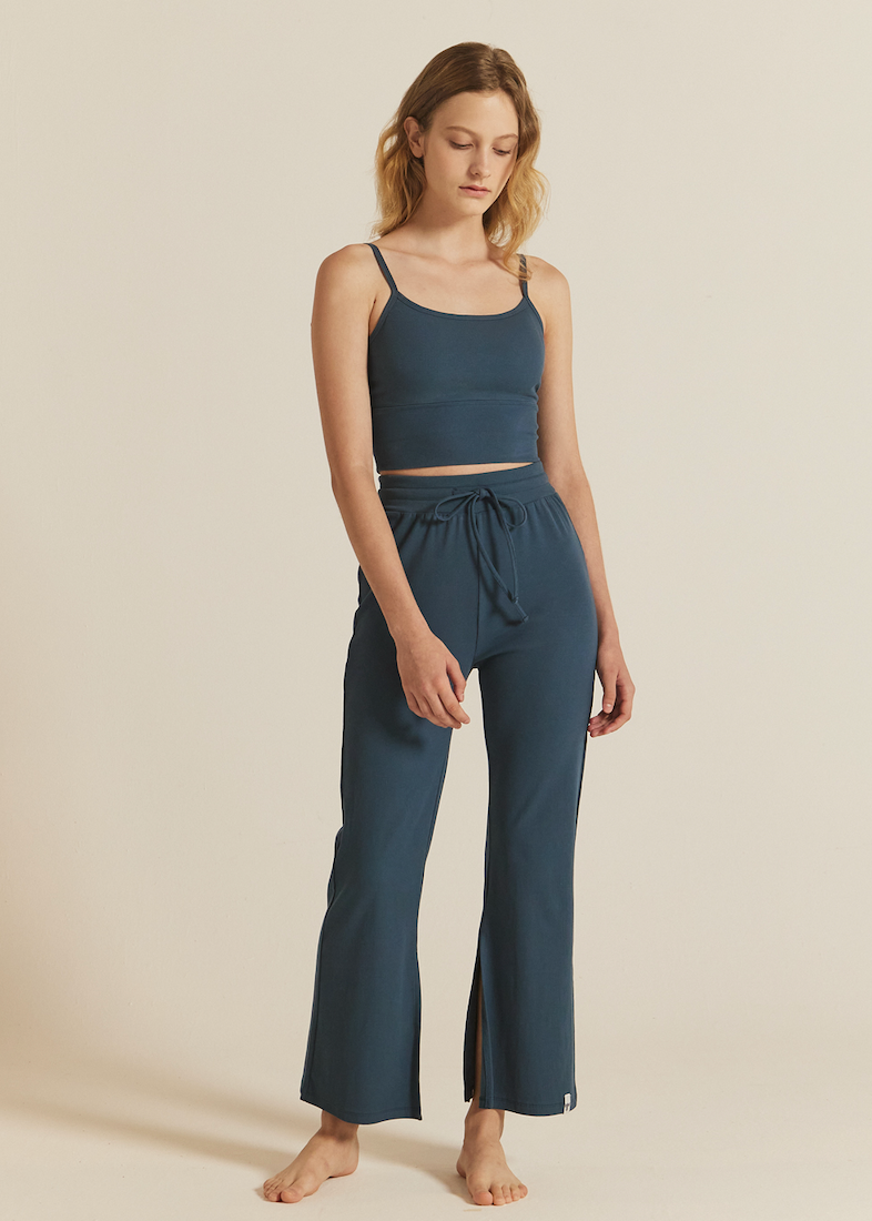 Relaxed Lip Flare Pants