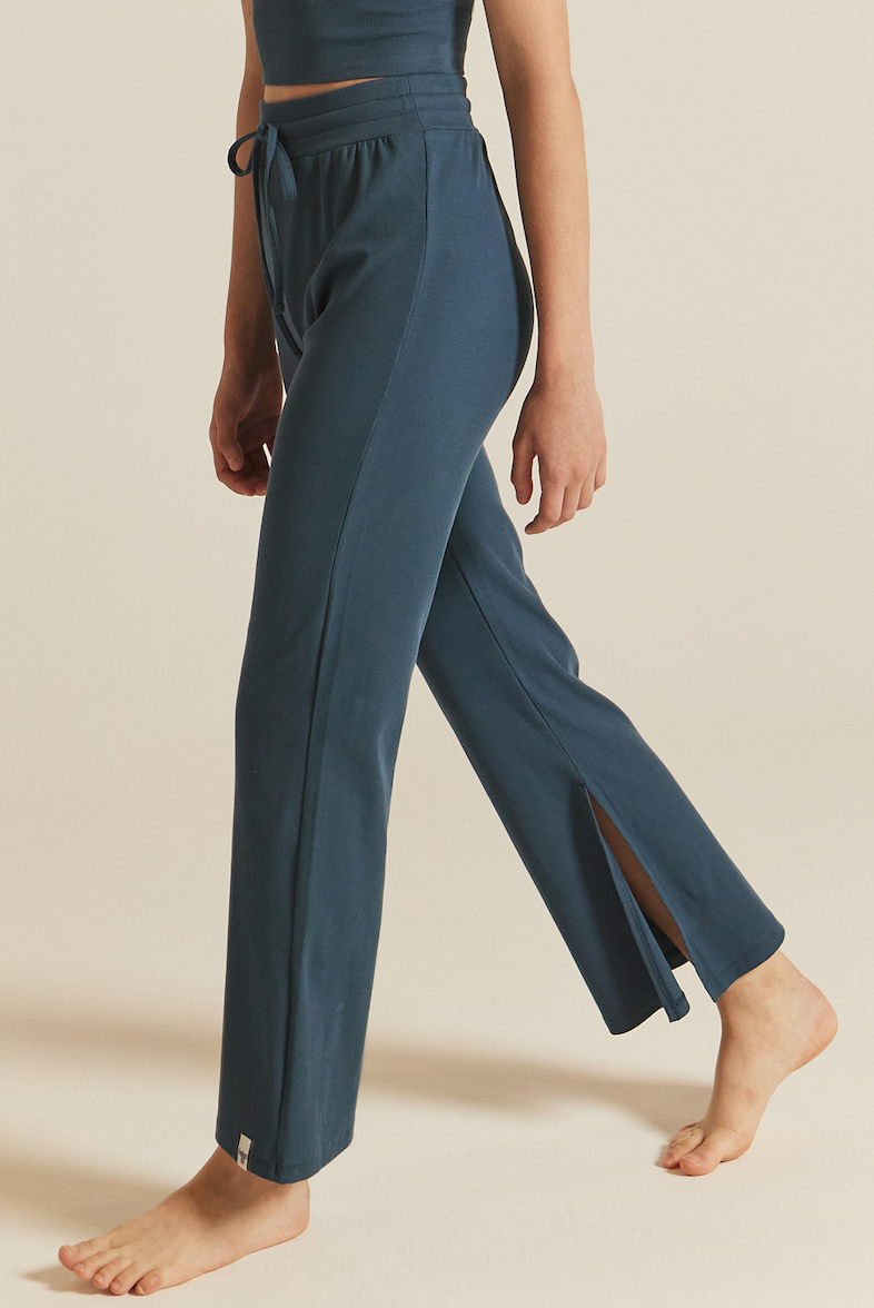 Relaxed Lip Flare Pants