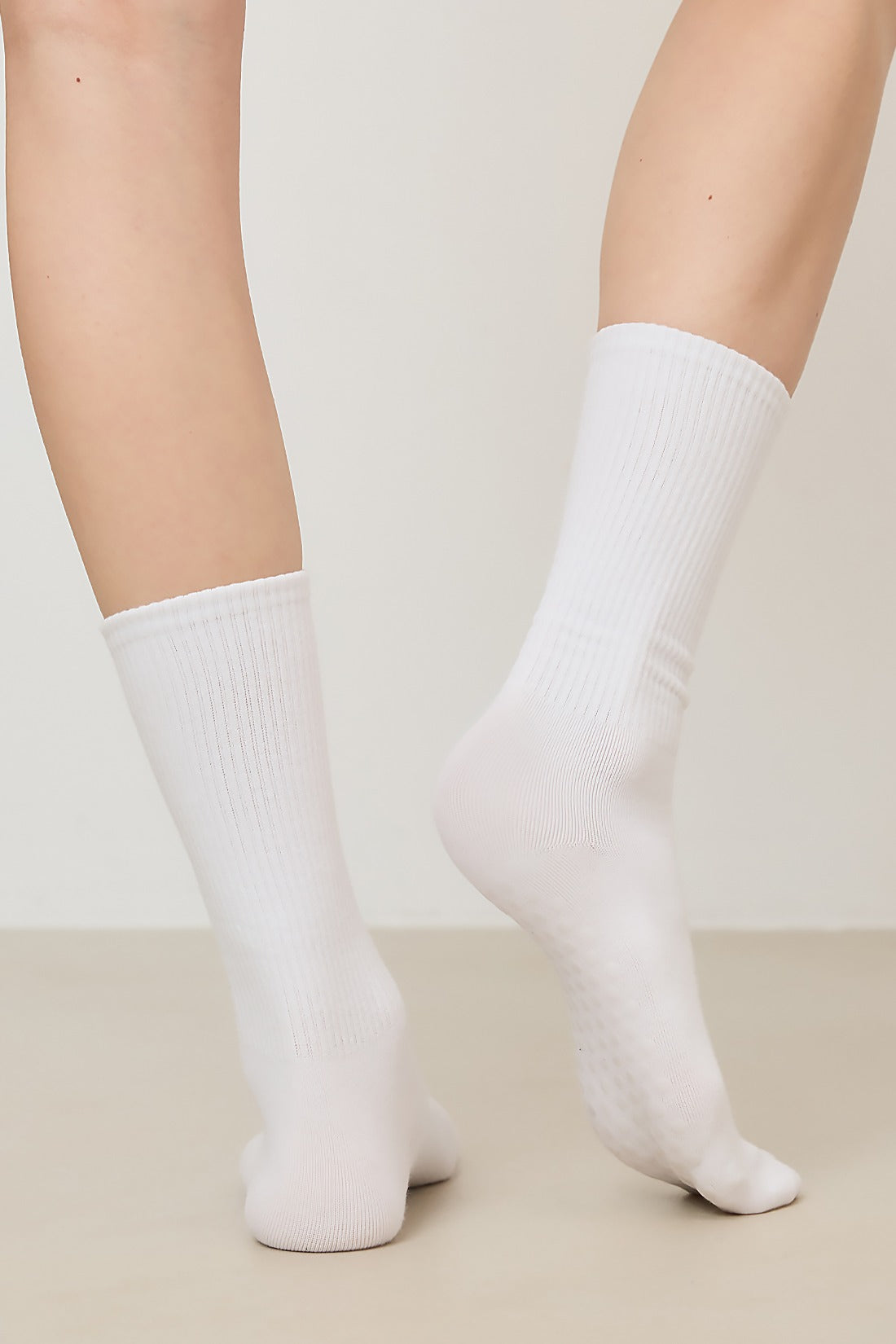 $90兩對｜Non Slip Crew Socks