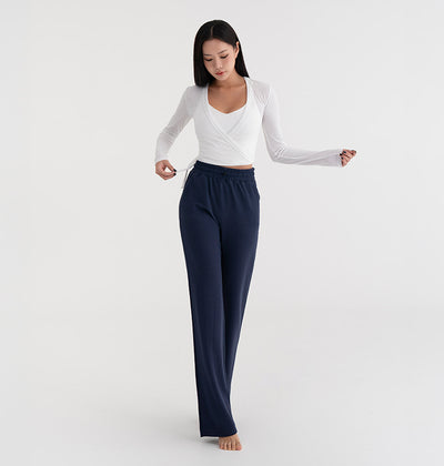 Stitch Back Point Slim Pants