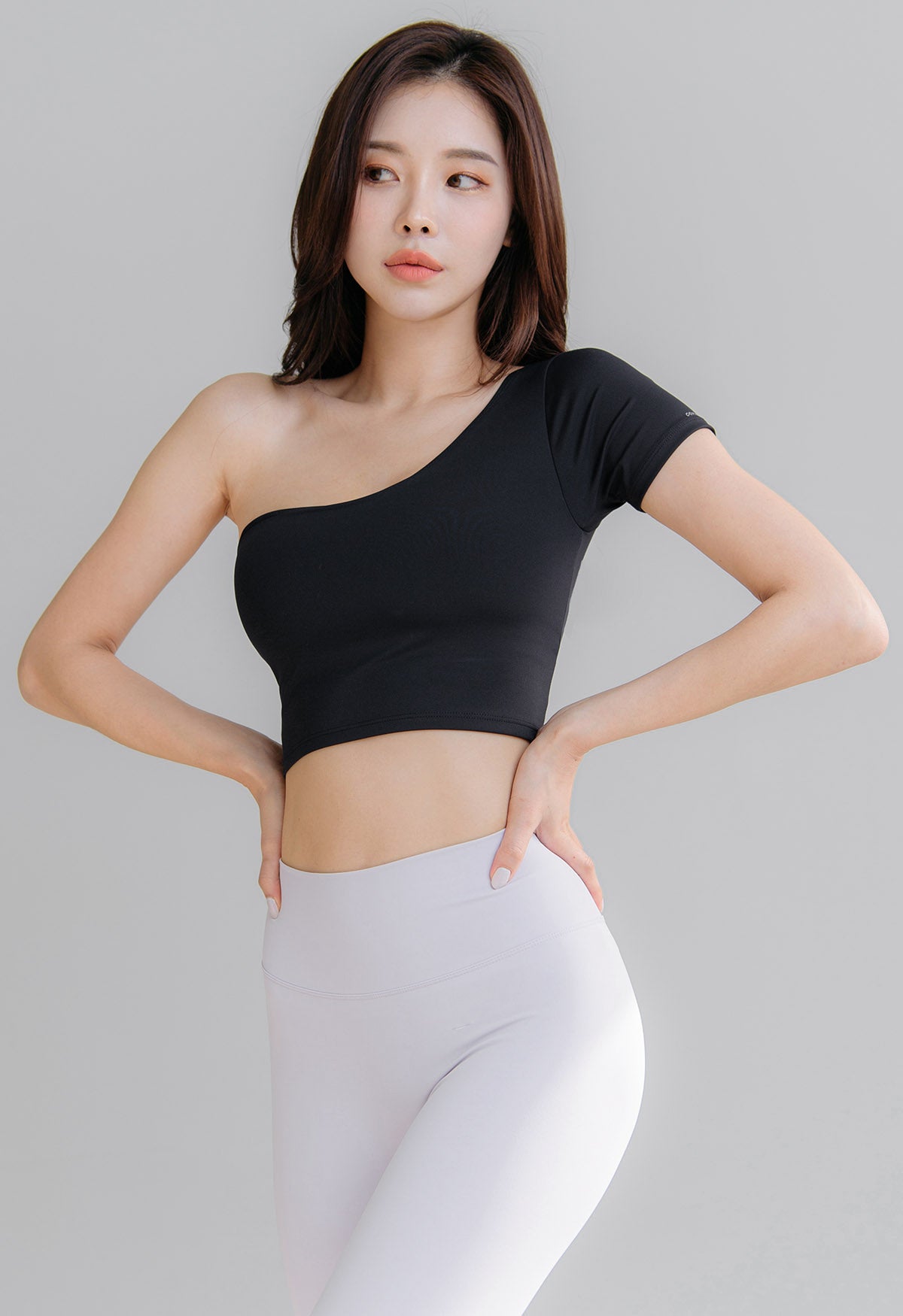 Airlight One Shoulder Crop Top