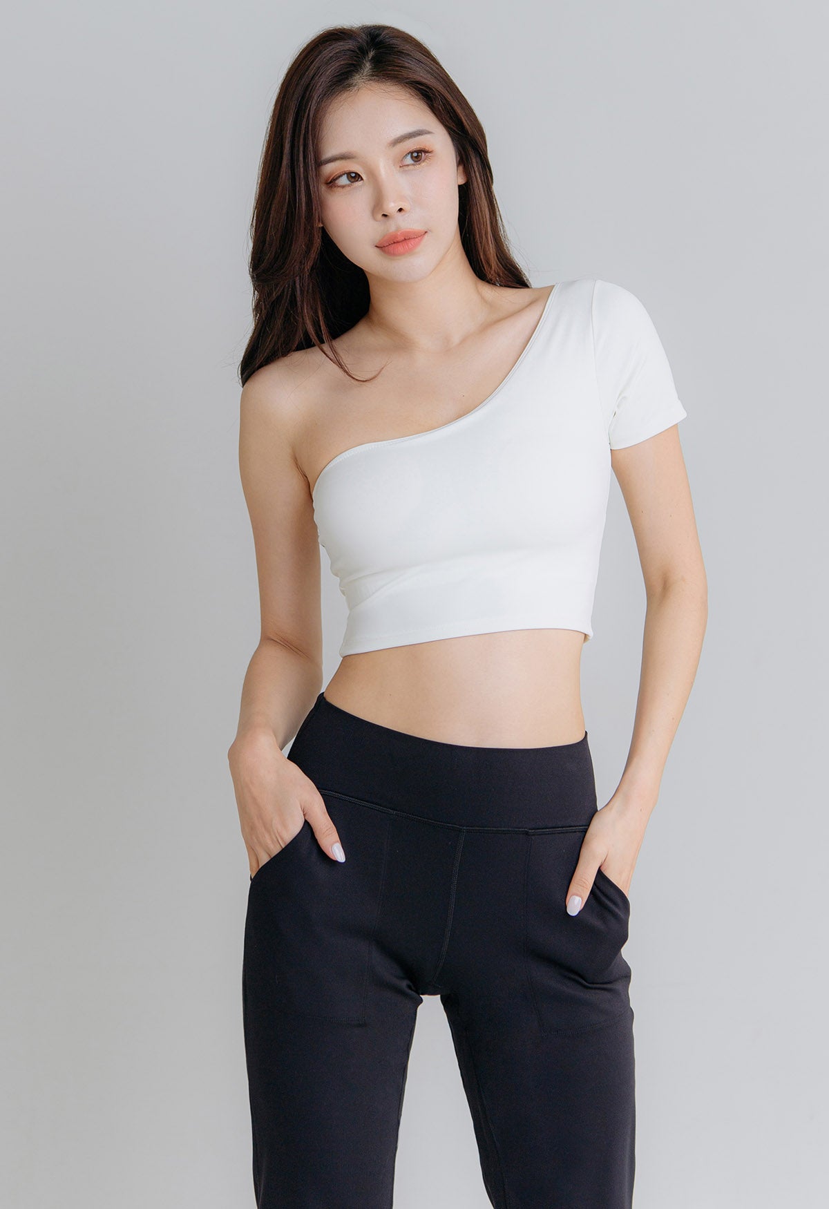 Airlight One Shoulder Crop Top